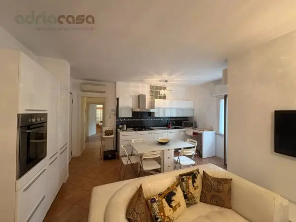 Appartamento viale Emilia, Riccione