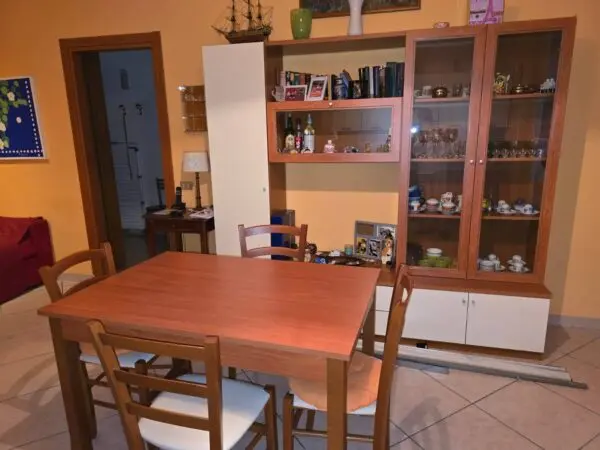 Appartamento via Valsesia 8, Milano
