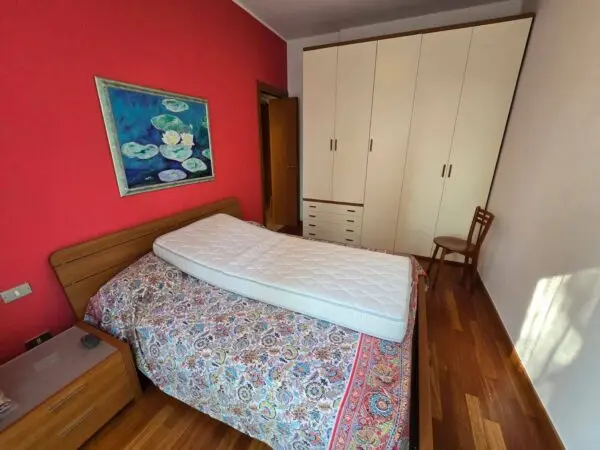 Appartamento via Valsesia 8, Milano