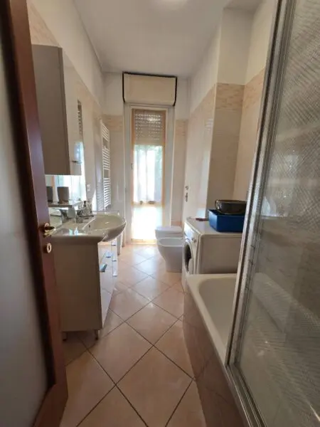 Appartamento via Valsesia 8, Milano