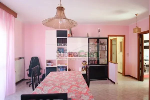 Appartamento via Massera 30, Villa Celiera
