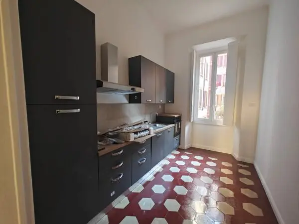 Appartamento via Spartaco 38, Milano