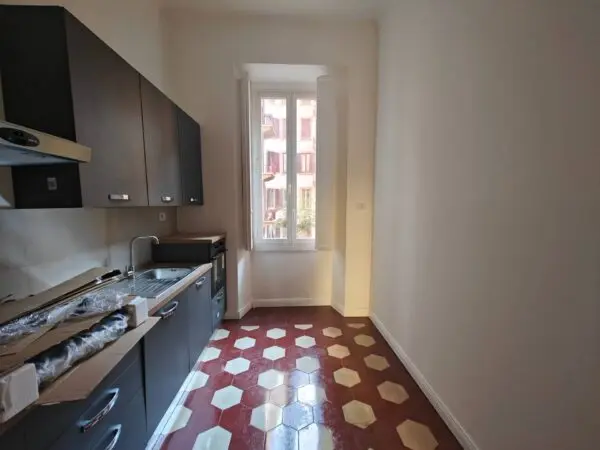 Appartamento via Spartaco 38, Milano