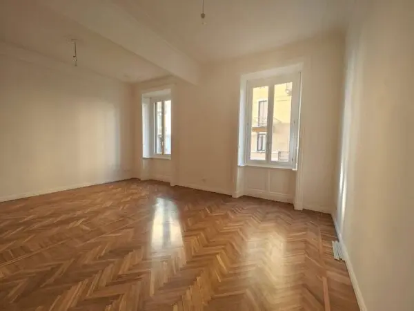 Appartamento via Spartaco 38, Milano