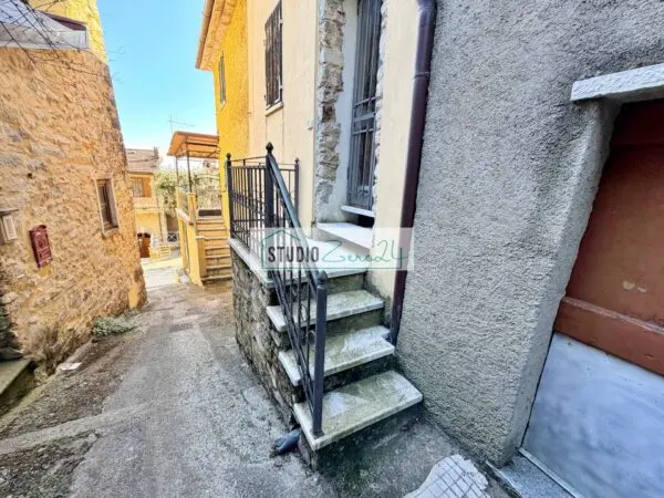 Casa Semindipendente via Polidori, Seravezza