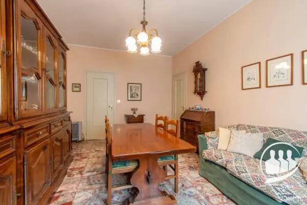 Appartamento via Conte Di Roccavione 82, Torino