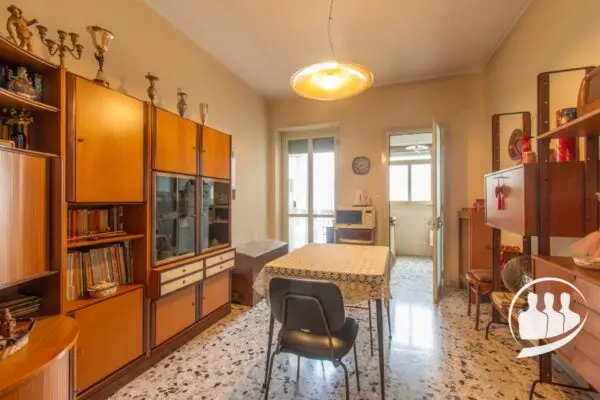 Appartamento via Conte Di Roccavione 82, Torino