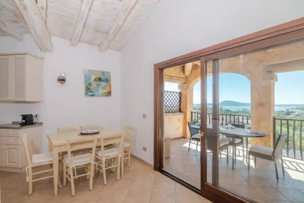 Villa via Degli Anemoni 2, Olbia