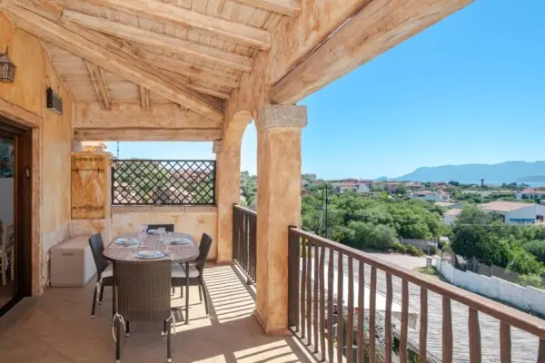 Villa via Degli Anemoni 2, Olbia