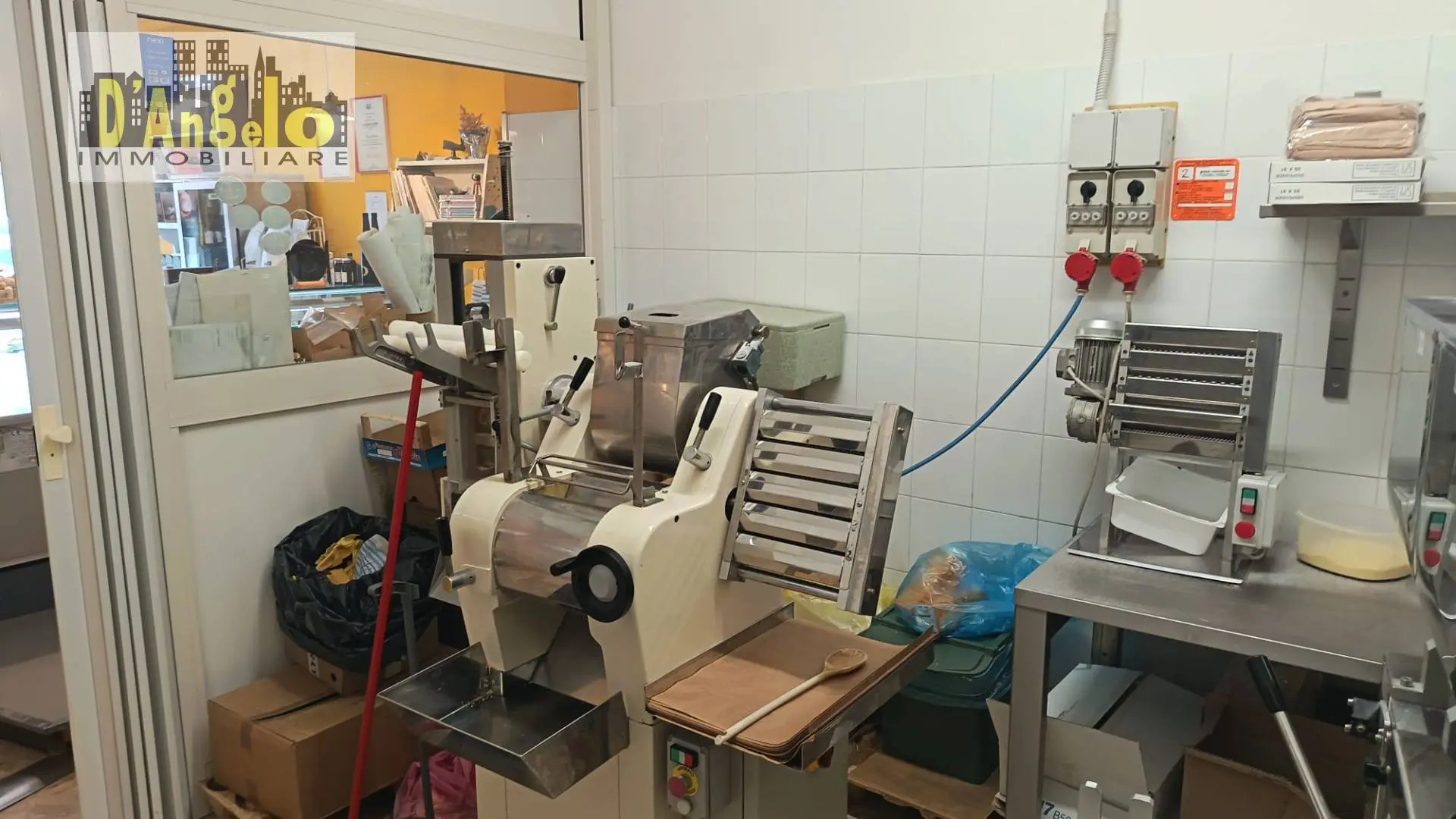 Immagine per Attività Commerciale in vendita a Offida Via Roma 6/A