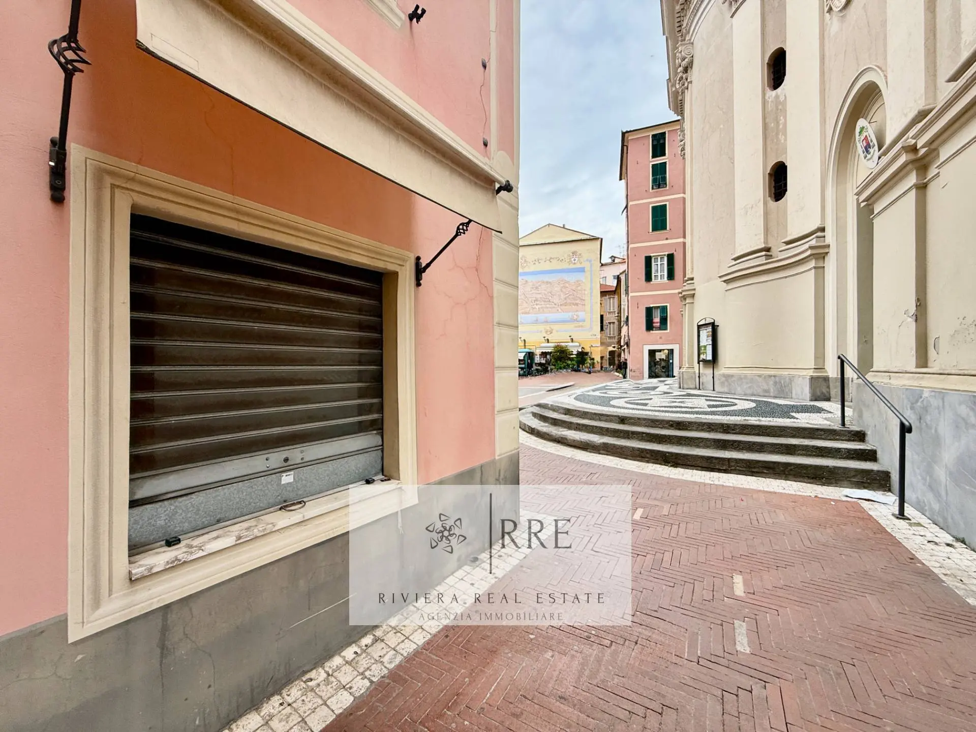 Immagine per Negozio in affitto a Imperia Piazza San Giovanni 