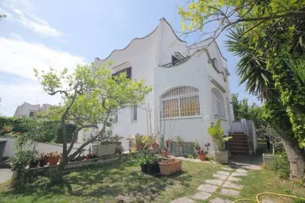Villa via Dei Lecci 99, Anzio