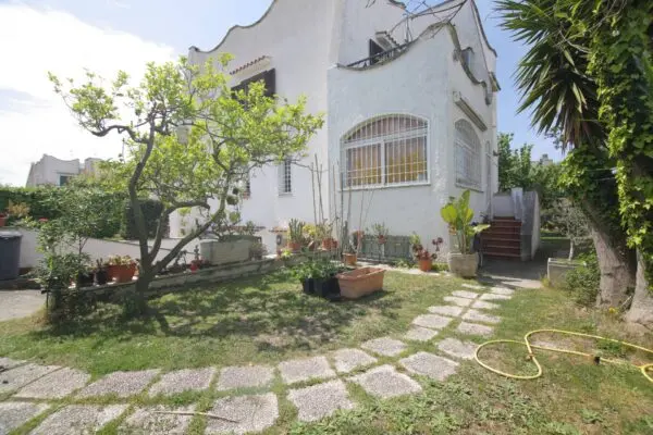Villa via Dei Lecci 99, Anzio