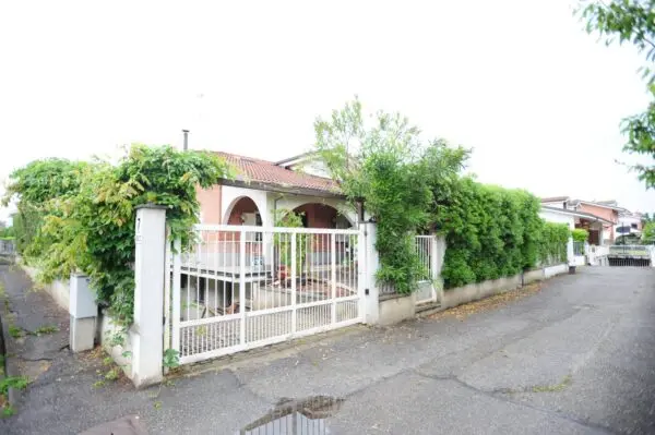 Casa Semindipendente via Pigafetta, Volvera
