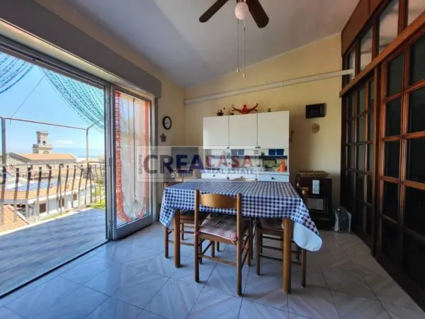 Appartamento via Sparagonà, Santa Teresa Di Riva