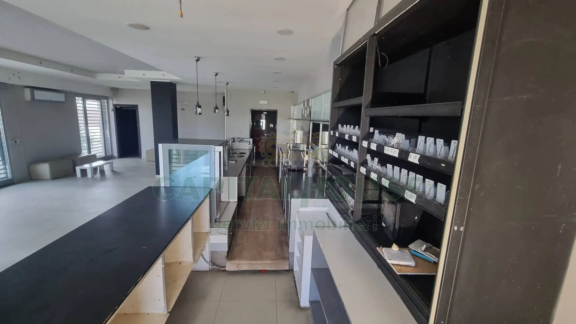 Immagine per Locale Commerciale in vendita a San Tammaro  