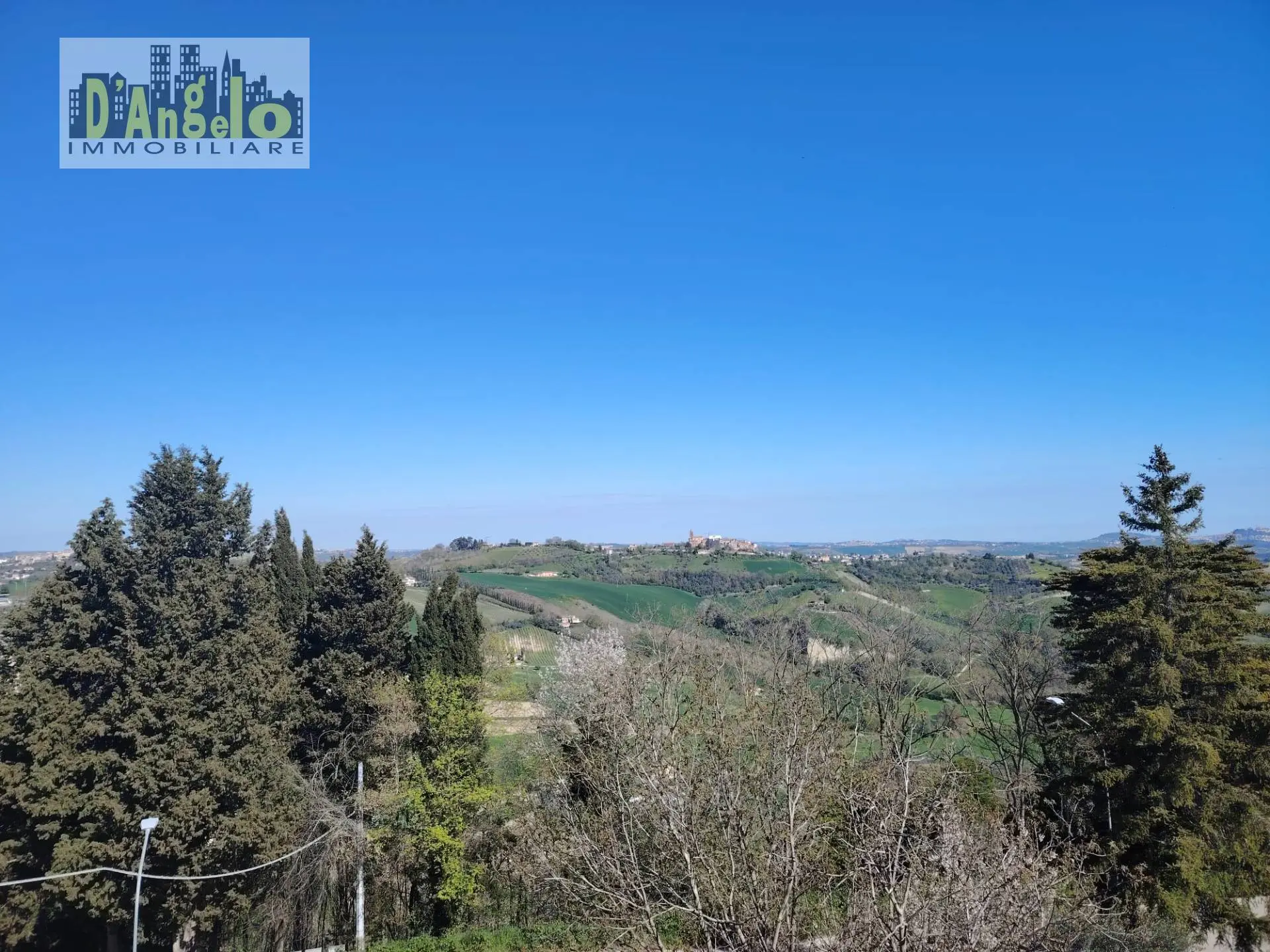 Immagine per Casa indipendente in vendita a Petritoli Piazza Costantino Tamanti 35/36/37