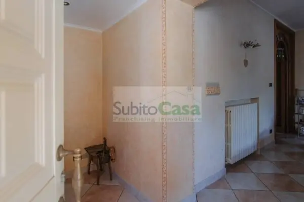 Appartamento via Corsi 12, Villamagna