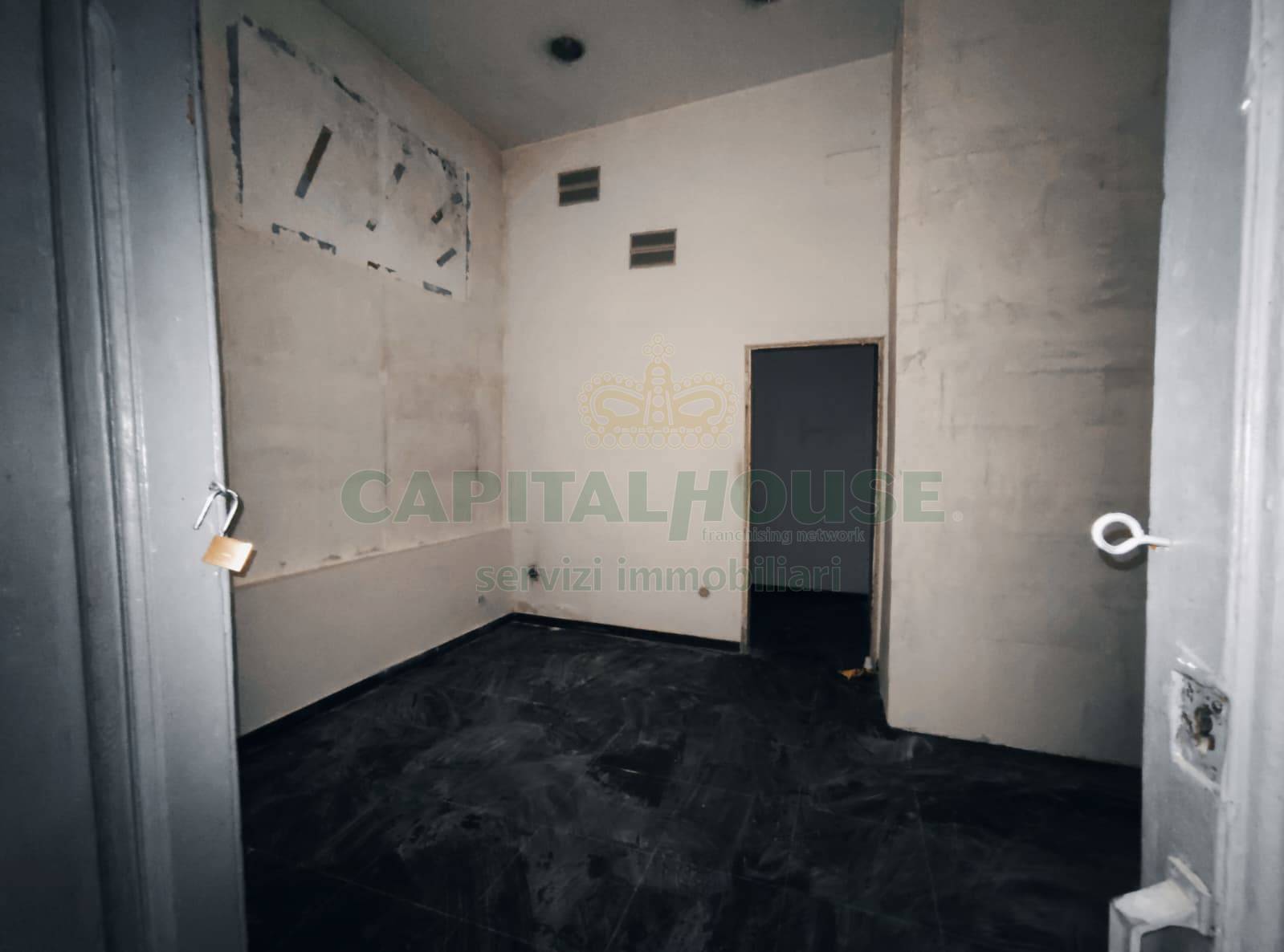 Immagine per Locale Commerciale in affitto a Somma Vesuviana via Roma 