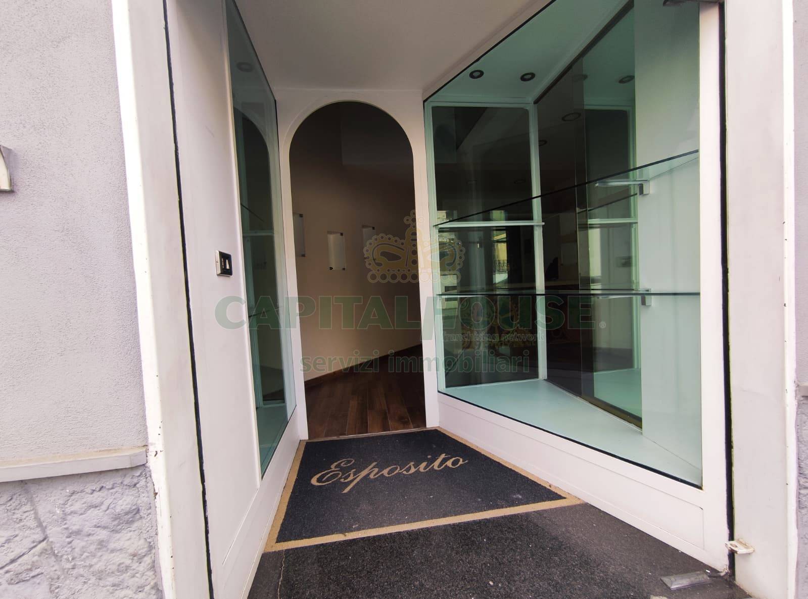 Immagine per Locale Commerciale in affitto a Somma Vesuviana via Roma 