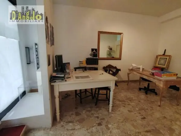 Locale Commerciale corso Serpente Aureo 40, Offida