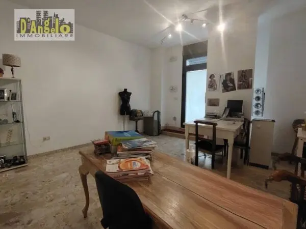 Locale Commerciale corso Serpente Aureo 40, Offida