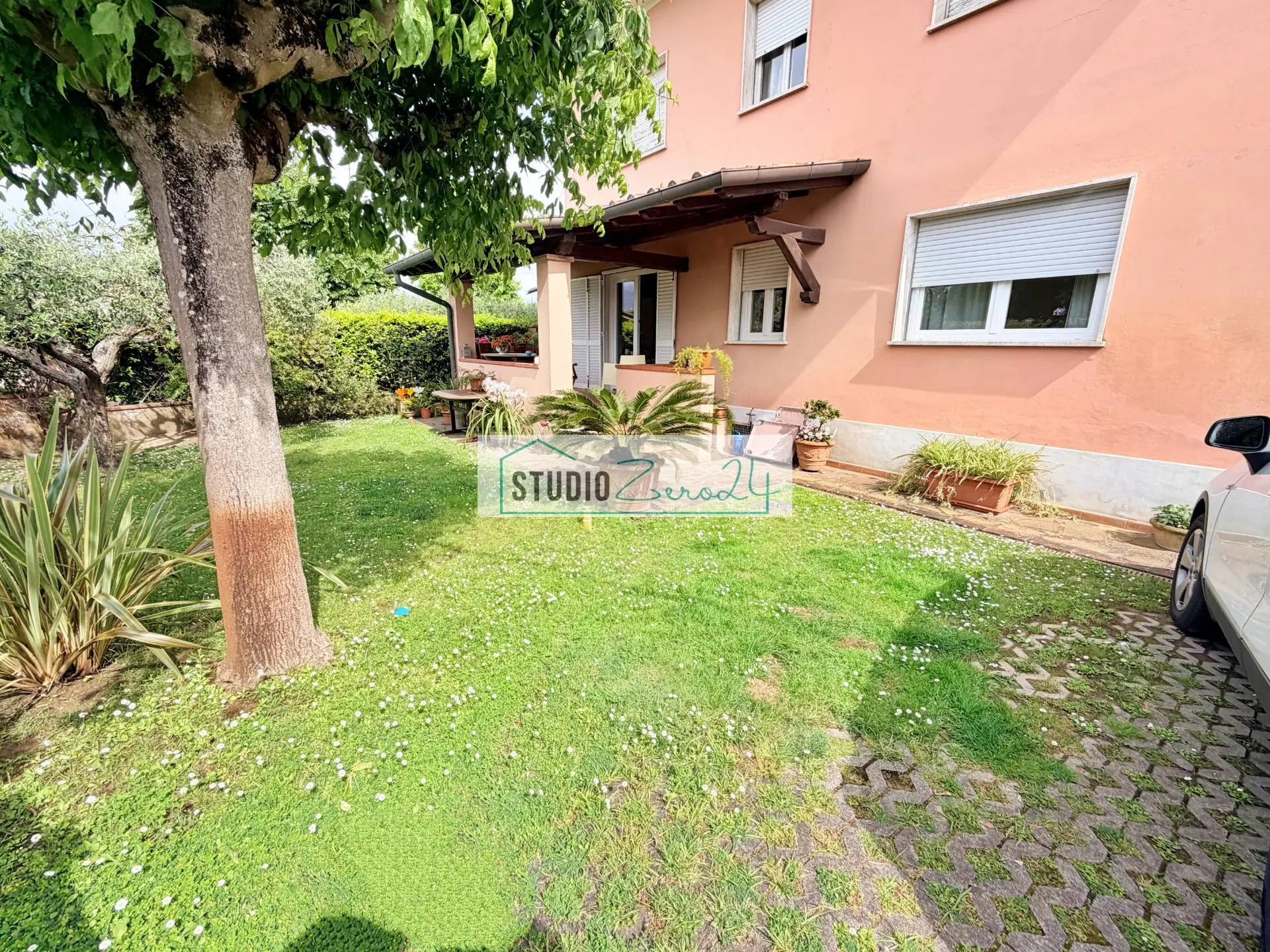 Immagine per Appartamento in vendita a Pietrasanta Via Castruccio Castracani 