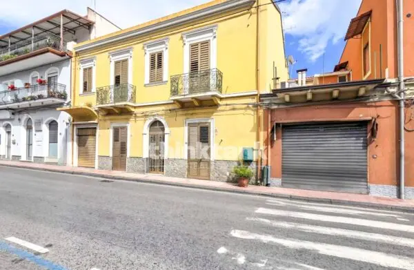 Appartamento via Vittorio Emanuele, Giardini-Naxos