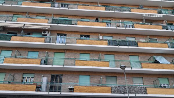 Appartamento via Cesare Battisti 14, Grugliasco