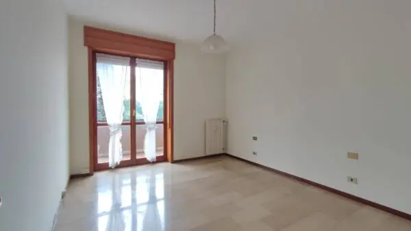 Appartamento viale Legioni Romane 44, Milano