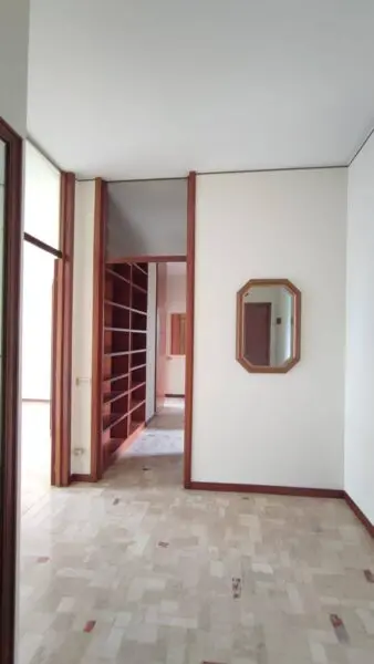 Appartamento viale Legioni Romane 44, Milano