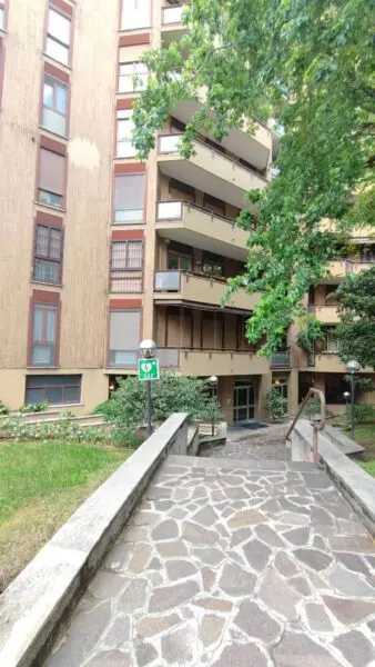 Appartamento viale Legioni Romane 44, Milano