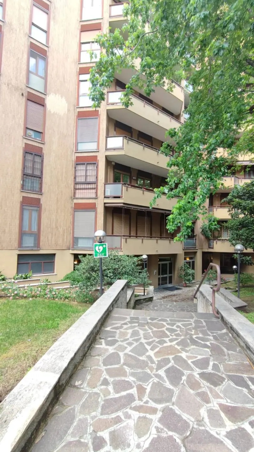Immagine per Appartamento in affitto a Milano Viale Legioni Romane 44