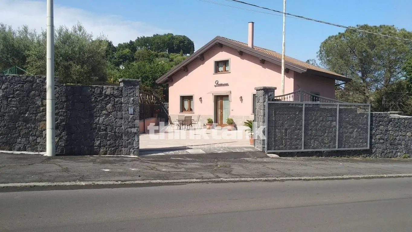 Immagine per Villa in vendita a Trecastagni Via Aglialoro 