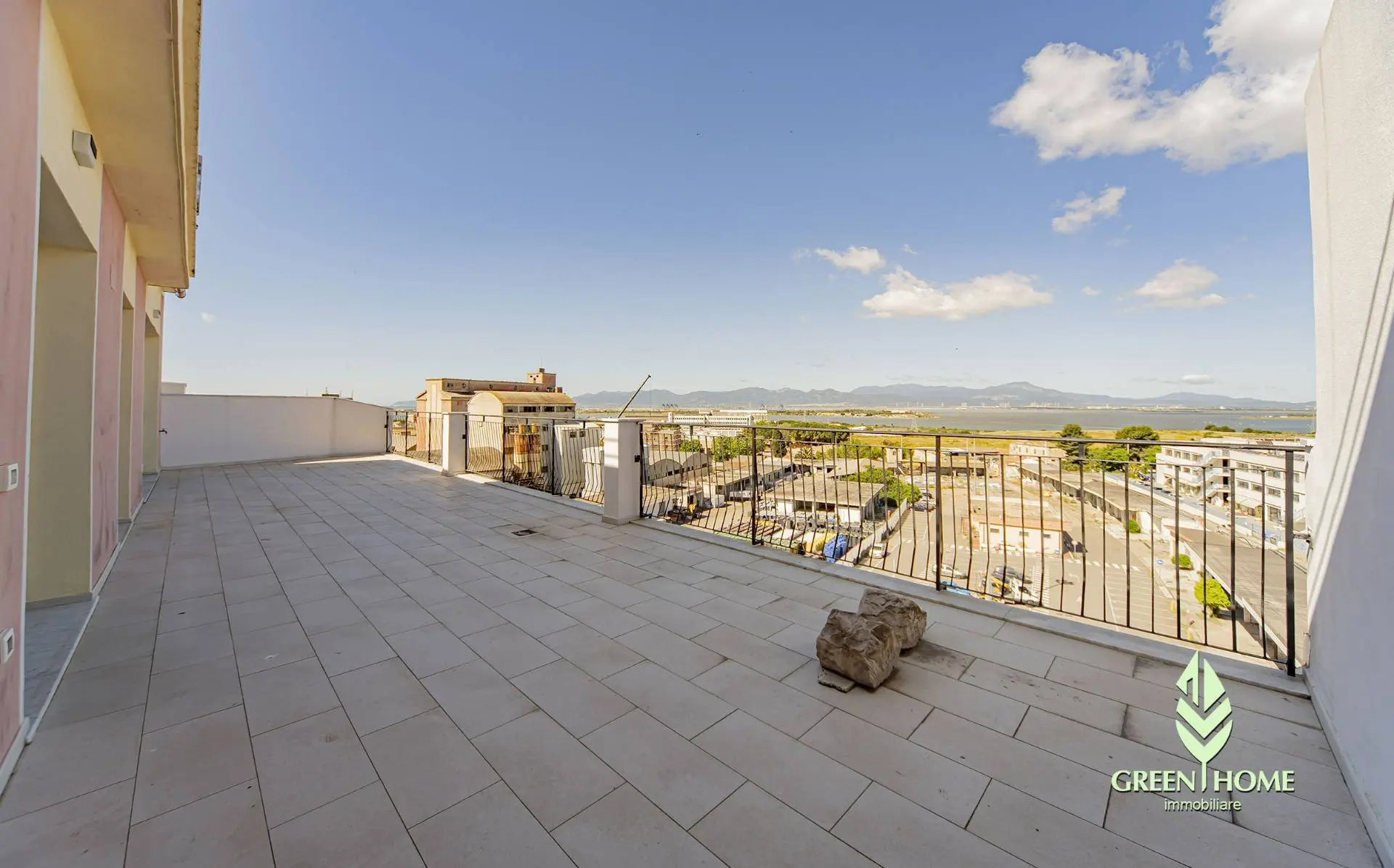 Immagine per Appartamento in vendita a Cagliari Viale Monastir 