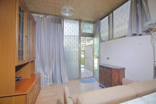 Appartamento via Cino Del Duca 71, Roma