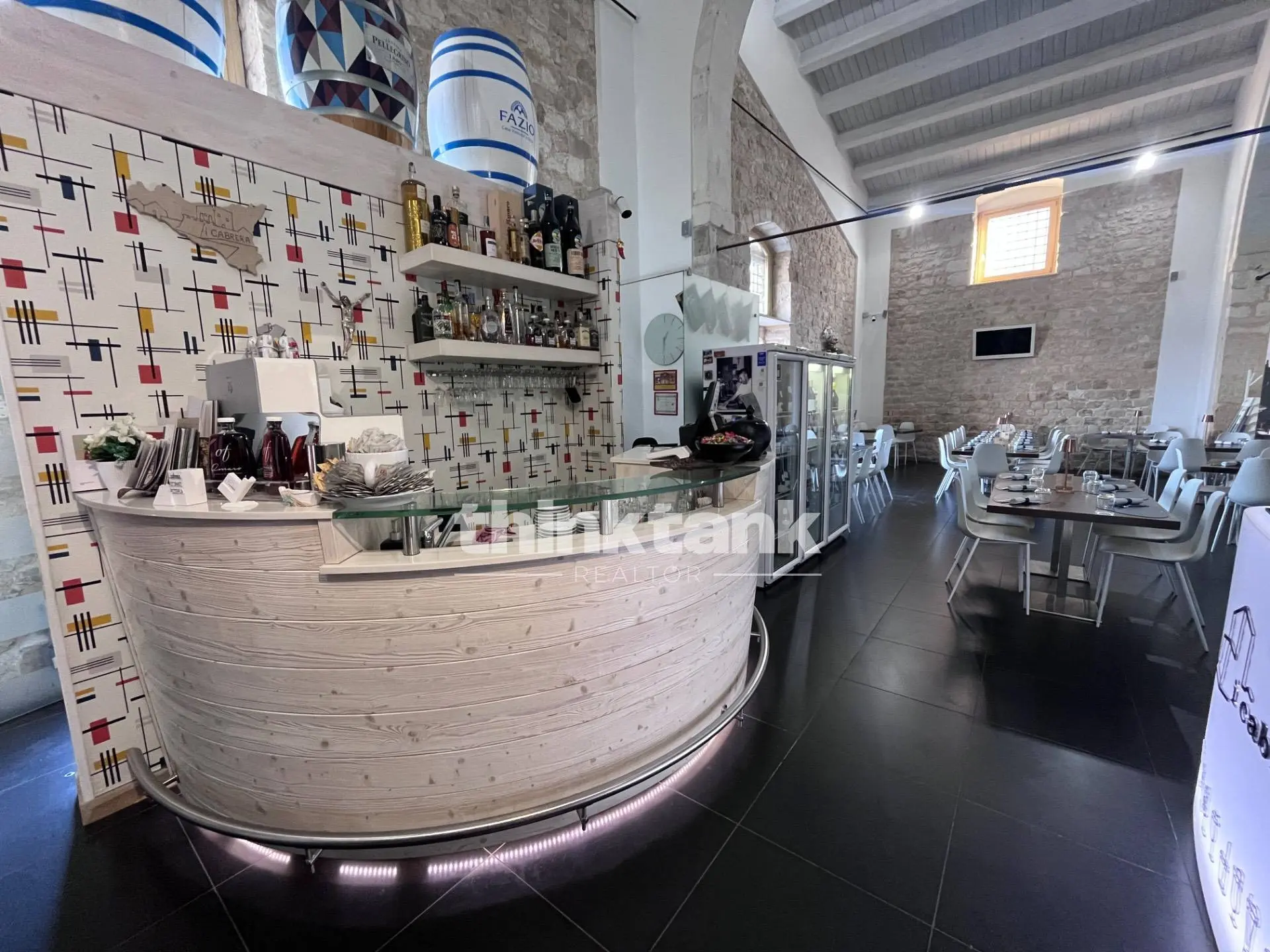 Immagine per Attività Commerciale in vendita a Pozzallo Via delle Sirene 