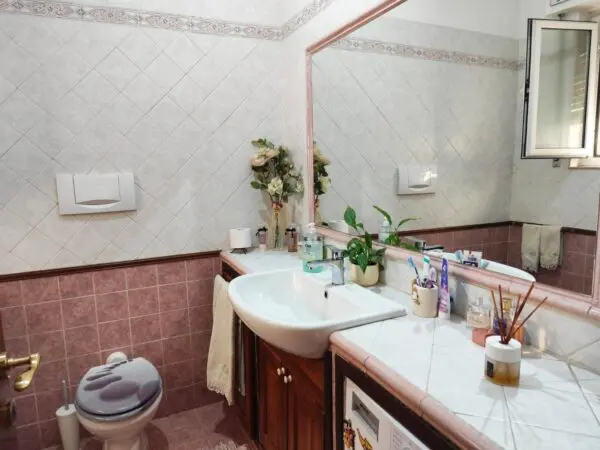 Immagine per Appartamento in vendita a Roma VIA PIEVE FOSCIANA 93