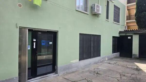 Immagine per Negozio in vendita a Milano Via Francesco Rismondo 29