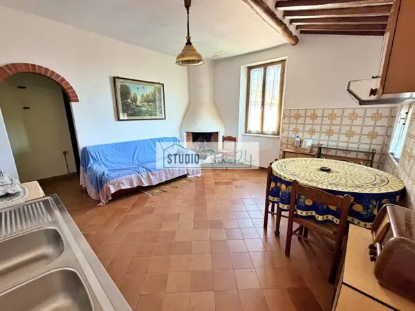 Appartamento via Provinciale Vallecchia, Pietrasanta