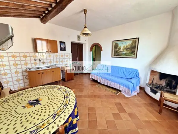 Appartamento via Provinciale Vallecchia, Pietrasanta