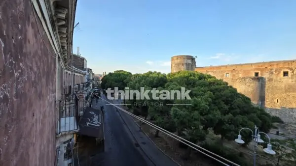 Appartamento piazza Federico Di Svevia Snc, Catania
