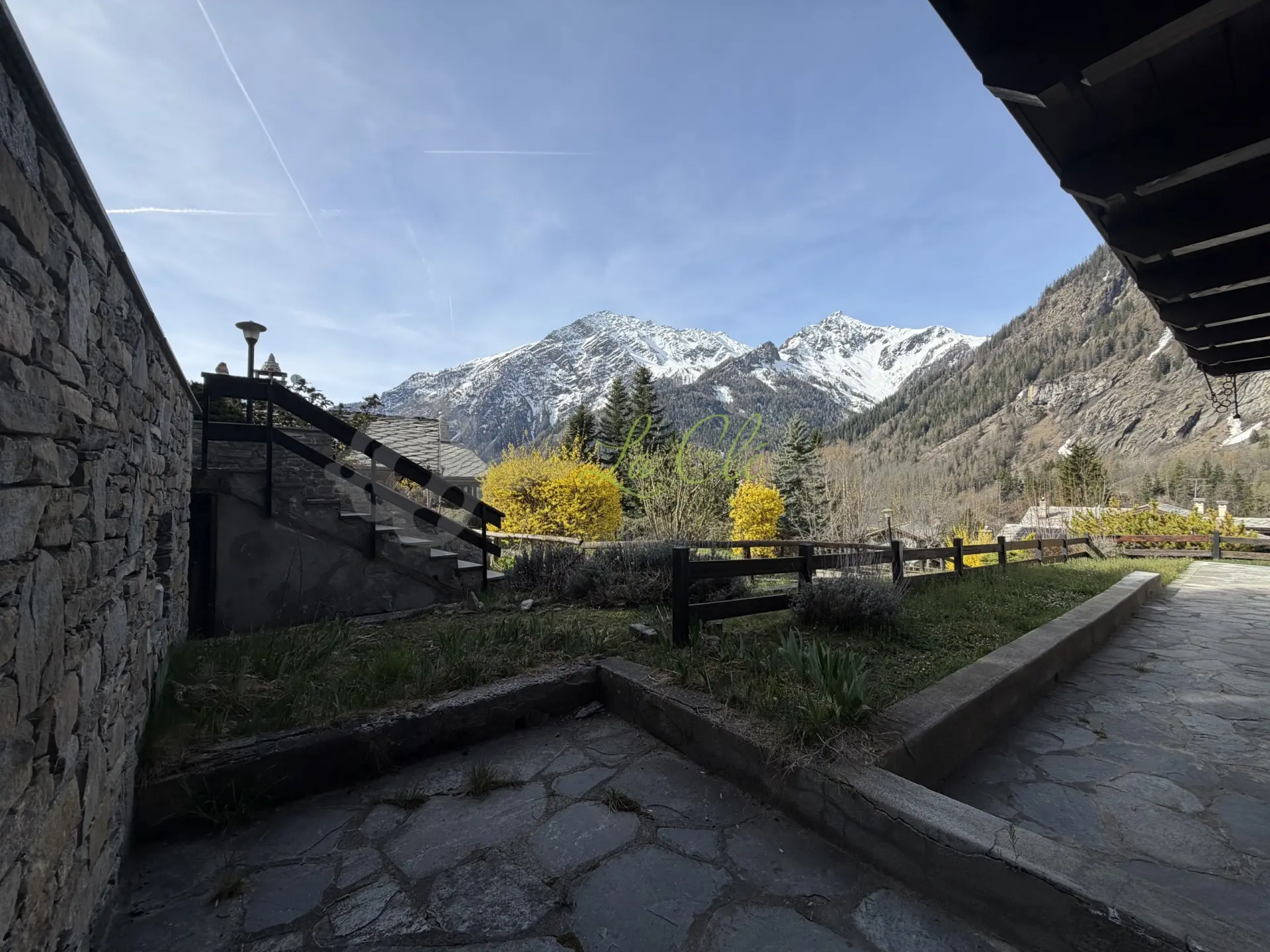 Immagine per Trilocale in vendita a Courmayeur strada Grand Ru 25