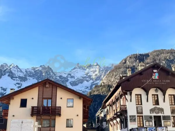 Bilocale viale Monte Bianco 25, Courmayeur
