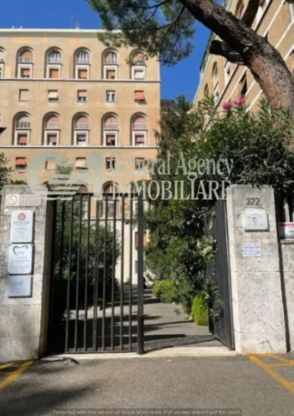 Quadrilocale via Cristoforo Colombo, Roma