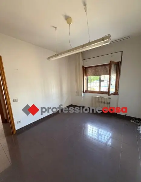 Trilocale via Niccolò Copernico, Pomezia