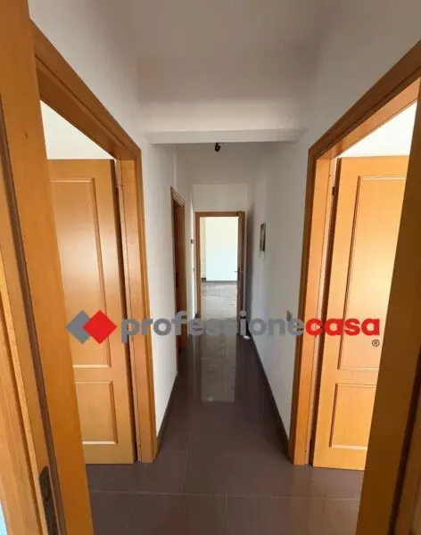Immagine per Trilocale in vendita a Pomezia via Niccolò Copernico