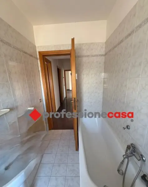 Immagine per Trilocale in vendita a Pomezia via Niccolò Copernico