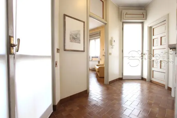Villa via Fratelli Bandiera, Nerviano