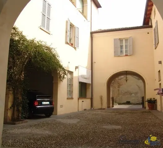 Bilocale strada Aurelio Saffi 11, Centro Storico, Parma